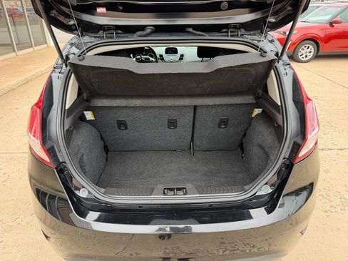 Used 2019 Ford Fiesta SE w/ Cold Weather Package FWD image 17