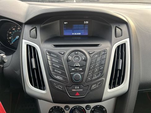 Used 2014 Ford Focus SE image 23