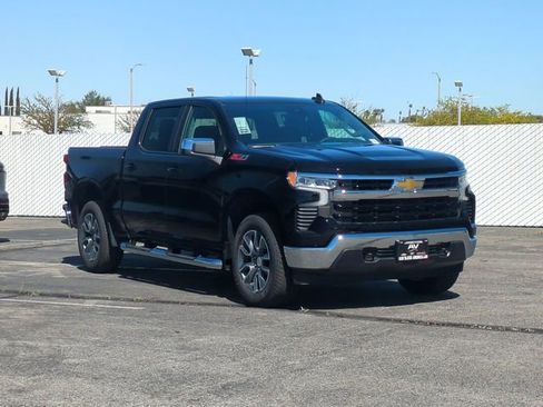New 2026 Chevrolet Silverado 1500 LT image 2