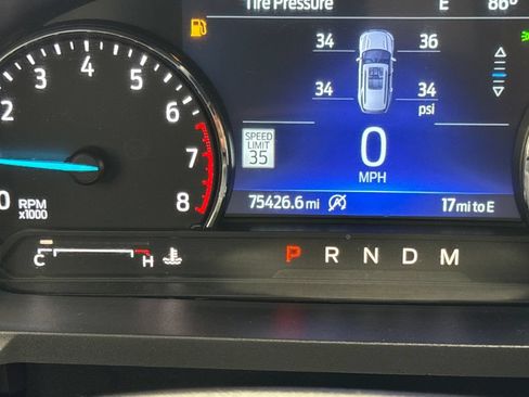 Certified 2021 Ford Explorer XLT w/ Equipment Group 202A AWD/4WD image 22