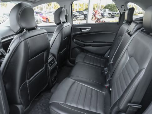 Used 2018 Ford Edge SEL w/ Equipment Group 201A image 16