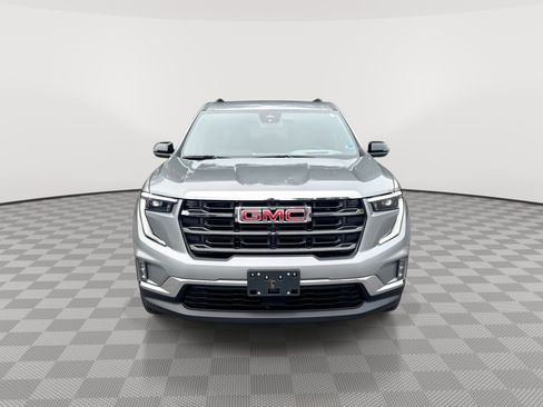 Certified 2025 GMC Acadia Elevation w/ Elevation Premium Package AWD/4WD image 3