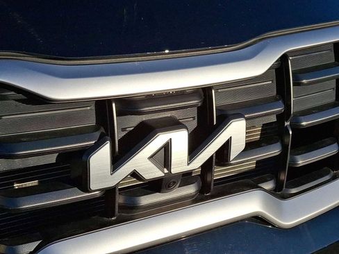 Used 2024 Kia Telluride SX Prestige w/ Towing Package image 38