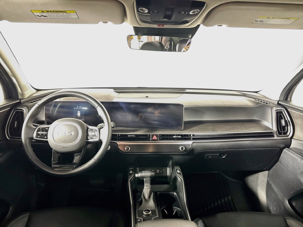 Used 2025 Kia Sorento X-Line EX AWD/4WD image 12