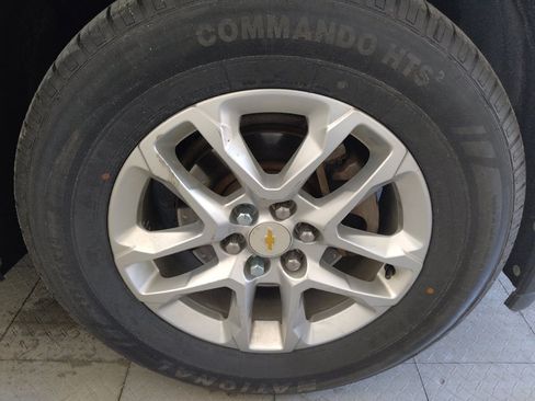 Used 2019 Chevrolet Traverse LS FWD image 31