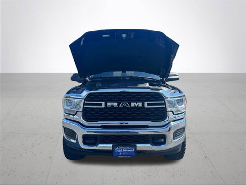 Used 2022 RAM 2500 Big Horn AWD/4WD image 4
