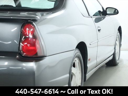 Used 2004 Chevrolet Monte Carlo SS w/ Preferred Equipment Group FWD image 10