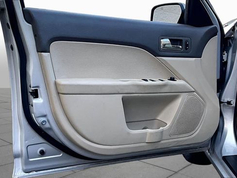 Used 2009 Mercury Milan Premier FWD image 21