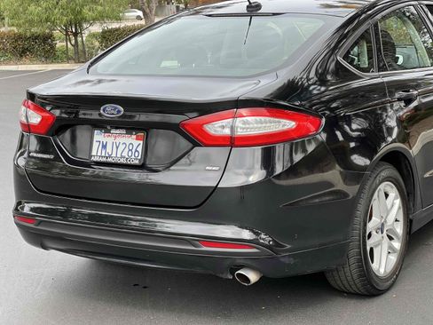 Used 2016 Ford Fusion SE image 48
