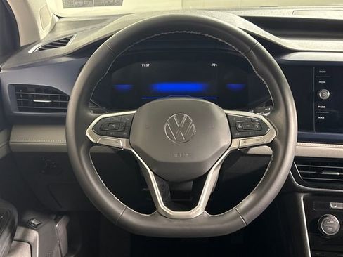 Used 2024 Volkswagen Taos SE FWD image 24