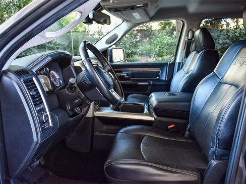 Used 2018 RAM 1500 Laramie w/ Convenience Group image 17