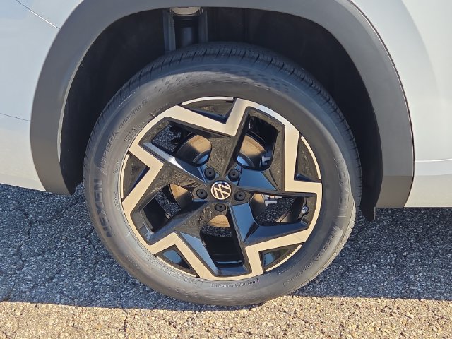 New 2027 Volkswagen Atlas SEL R-Line AWD/4WD image 5