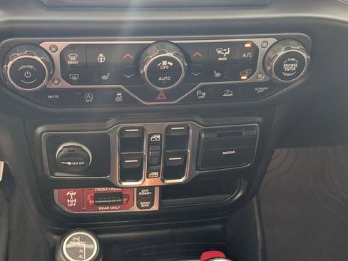 Used 2021 Jeep Gladiator Rubicon AWD/4WD image 21