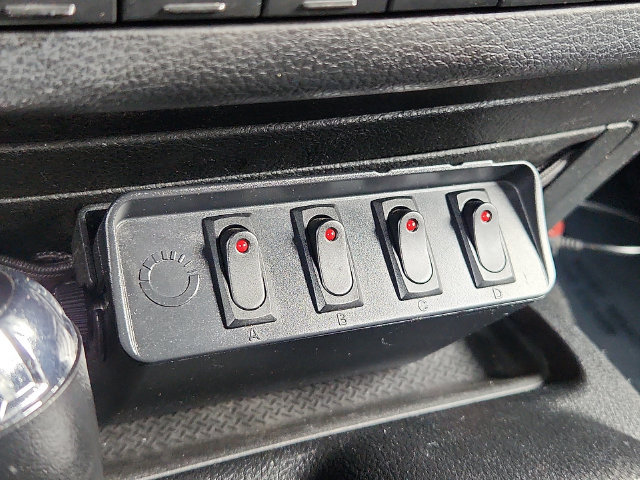 Used 2014 Jeep Wrangler Unlimited Sahara w/ Connectivity Group AWD/4WD image 25