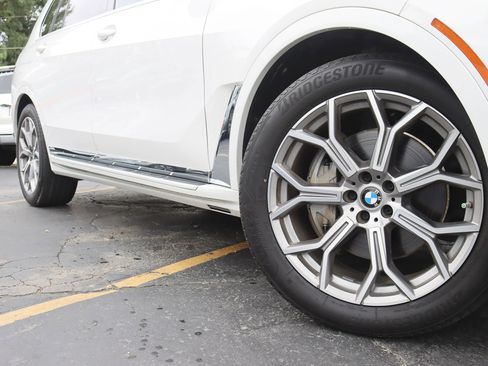 Used 2019 BMW X7 xDrive50i image 5