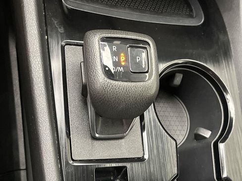 Used 2023 Nissan Rogue S AWD/4WD image 21