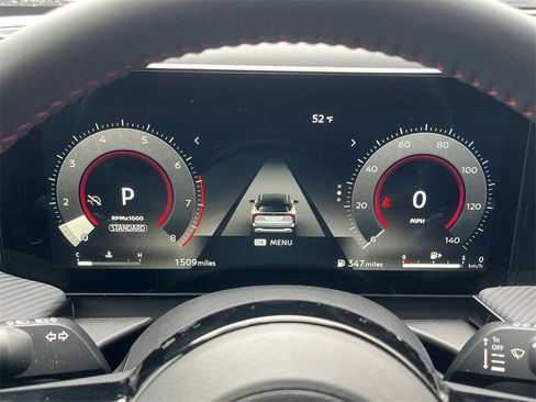 Certified 2025 Nissan Kicks SR image 42