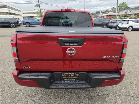 Used 2022 Nissan Frontier SV AWD/4WD image 4