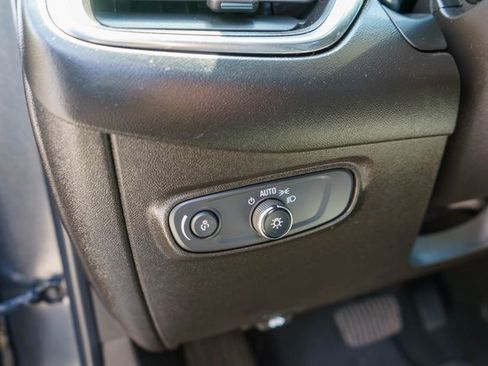 Used 2022 Chevrolet Equinox LT image 22