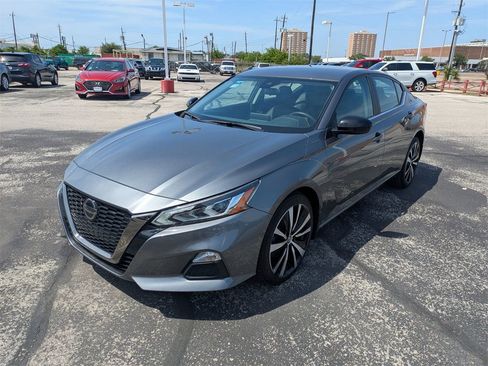 Used 2022 Nissan Altima 2.5 SR image 8