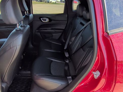 New 2026 Jeep Compass Latitude image 34