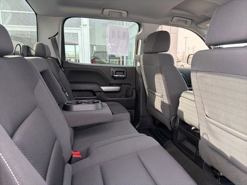 Used 2018 Chevrolet Silverado 1500 LT w/ All Star Edition image 31