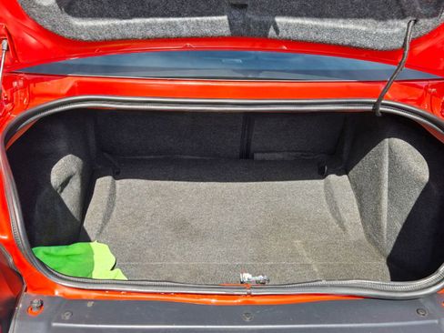 Used 2020 Dodge Challenger R/T w/ Plus Package image 9