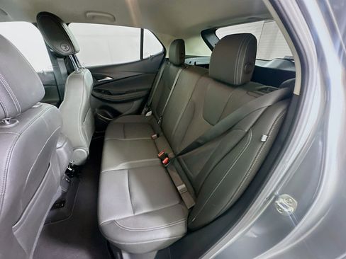 Used 2025 Buick Encore GX Preferred image 27
