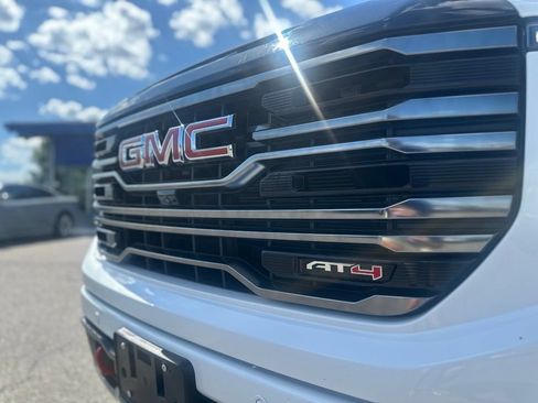 Used 2025 GMC Sierra 1500 AT4 AWD/4WD image 15