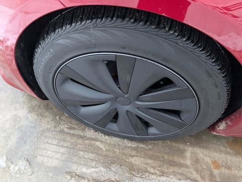 Used 2023 Tesla Model S Standard Range image 6