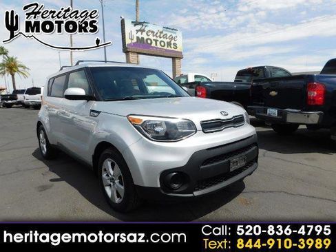 Used 2017 Kia Soul w/ Convenience Package image 1