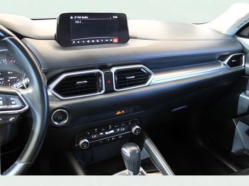 Used 2020 MAZDA CX-5 Touring image 22