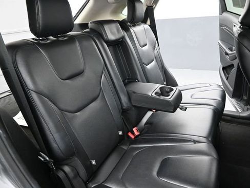 Used 2022 Ford Edge Titanium w/ Equipment Group 301A image 25