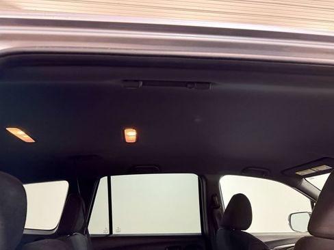 Used 2022 Honda Pilot Sport image 16
