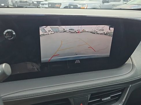 Used 2025 Buick Encore GX Preferred FWD image 3