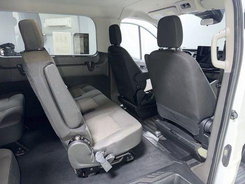 Used 2023 Ford Transit 350 XLT image 23