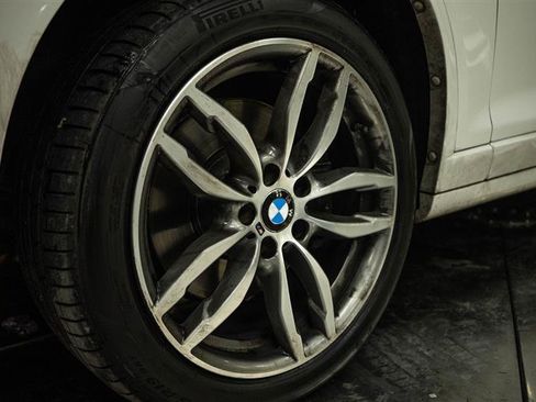 Used 2017 BMW X4 M40i AWD/4WD image 3