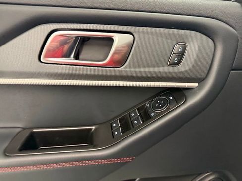 New 2026 Ford Explorer ST-Line image 15