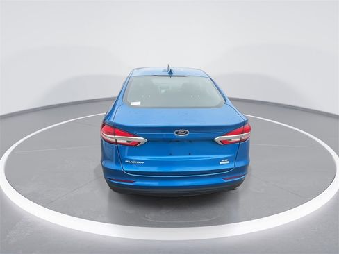Used 2020 Ford Fusion SE image 7
