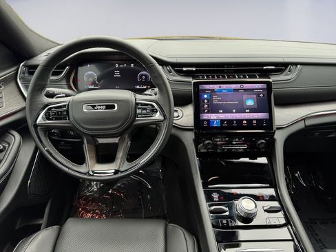 New 2025 Jeep Grand Cherokee Overland w/ Adv Protech Group III image 13