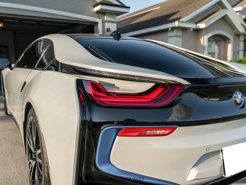 Used 2016 BMW i8 image 59
