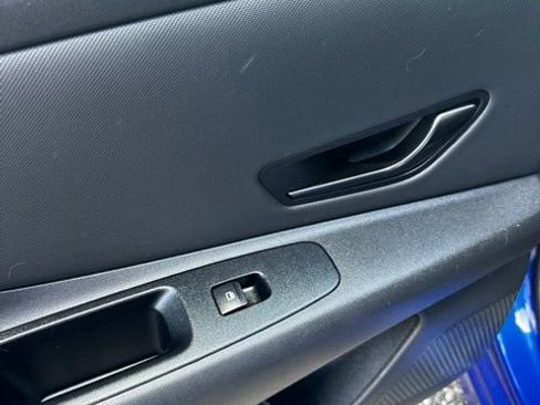 Certified 2025 Hyundai Elantra Sport FWD image 14