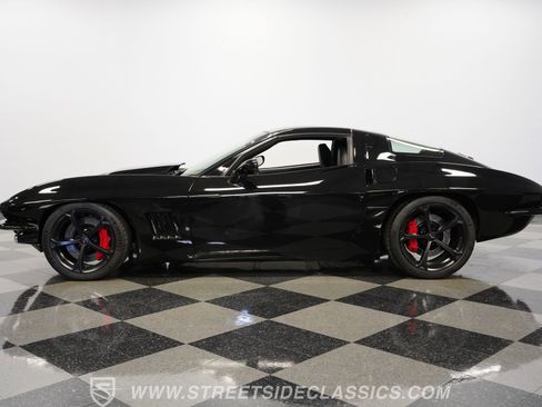 Used 2010 Chevrolet Corvette Grand Sport w/ Preferred Equipment Group image 2