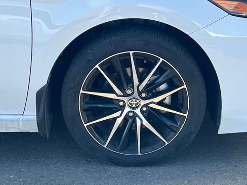 Certified 2024 Toyota Camry SE FWD image 5
