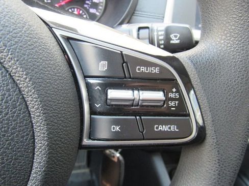 Used 2019 Kia Optima LX image 35