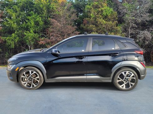 Used 2023 Hyundai Kona Limited image 21