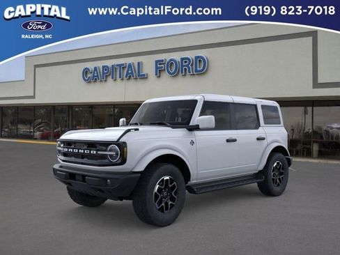 New 2026 Ford Bronco Outer Banks AWD/4WD image 1
