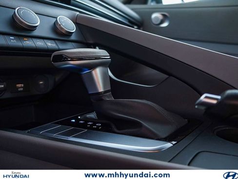 New 2026 Hyundai Elantra SE FWD image 26