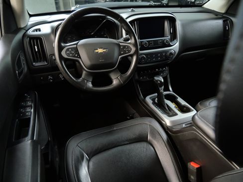 Used 2022 Chevrolet Colorado ZR2 AWD/4WD image 2