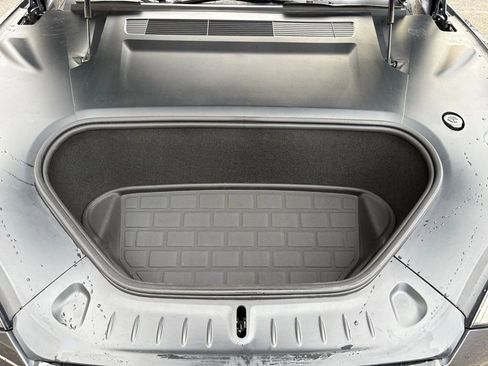 Used 2022 Tesla Model S image 25